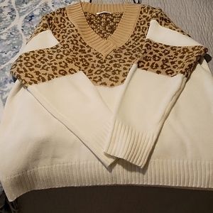 Cupshe White and Leopard sweater
